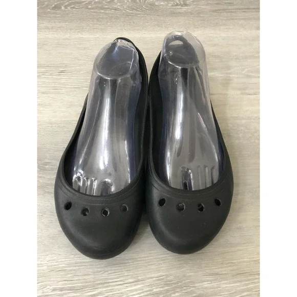 Crocs Black Women's Sandal Black Rubber 10 Slip On Lightweight Comfort Shoes - Picture 3 of 7